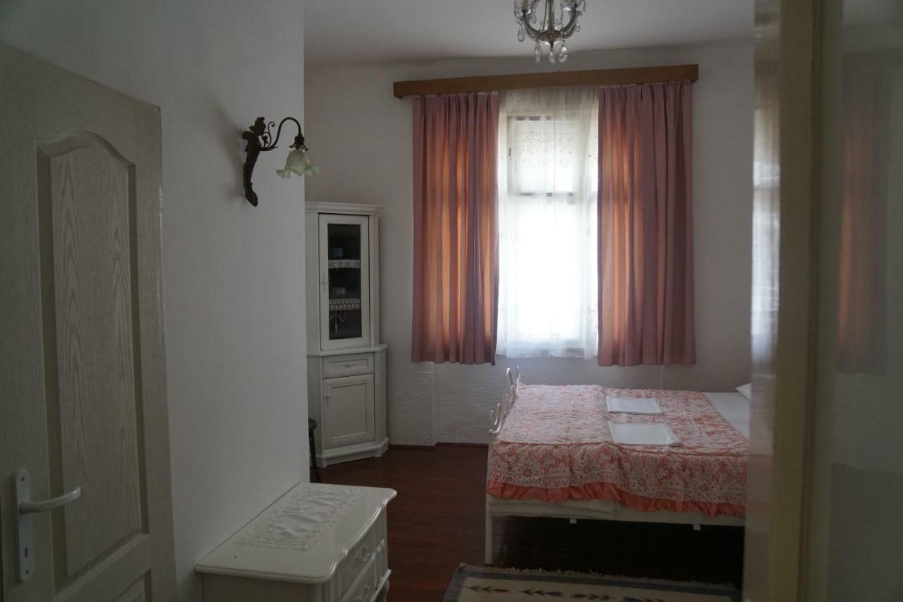 Somborski Salas - Strogi Centar Экстерьер фото